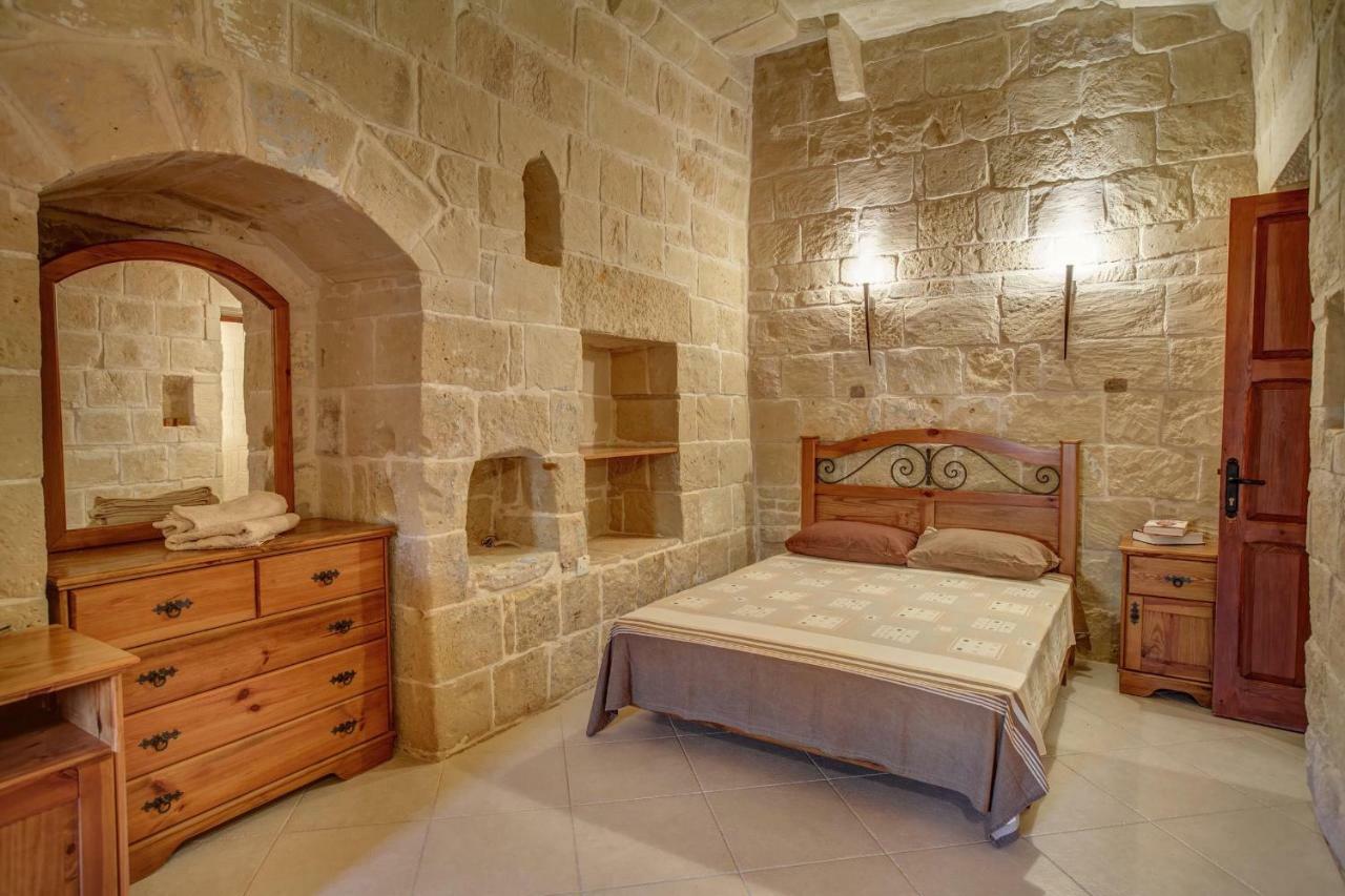 Għarb Il-Palma Holiday Farmhouse With Sunny Private Pool In Island Of Gozo المظهر الخارجي الصورة